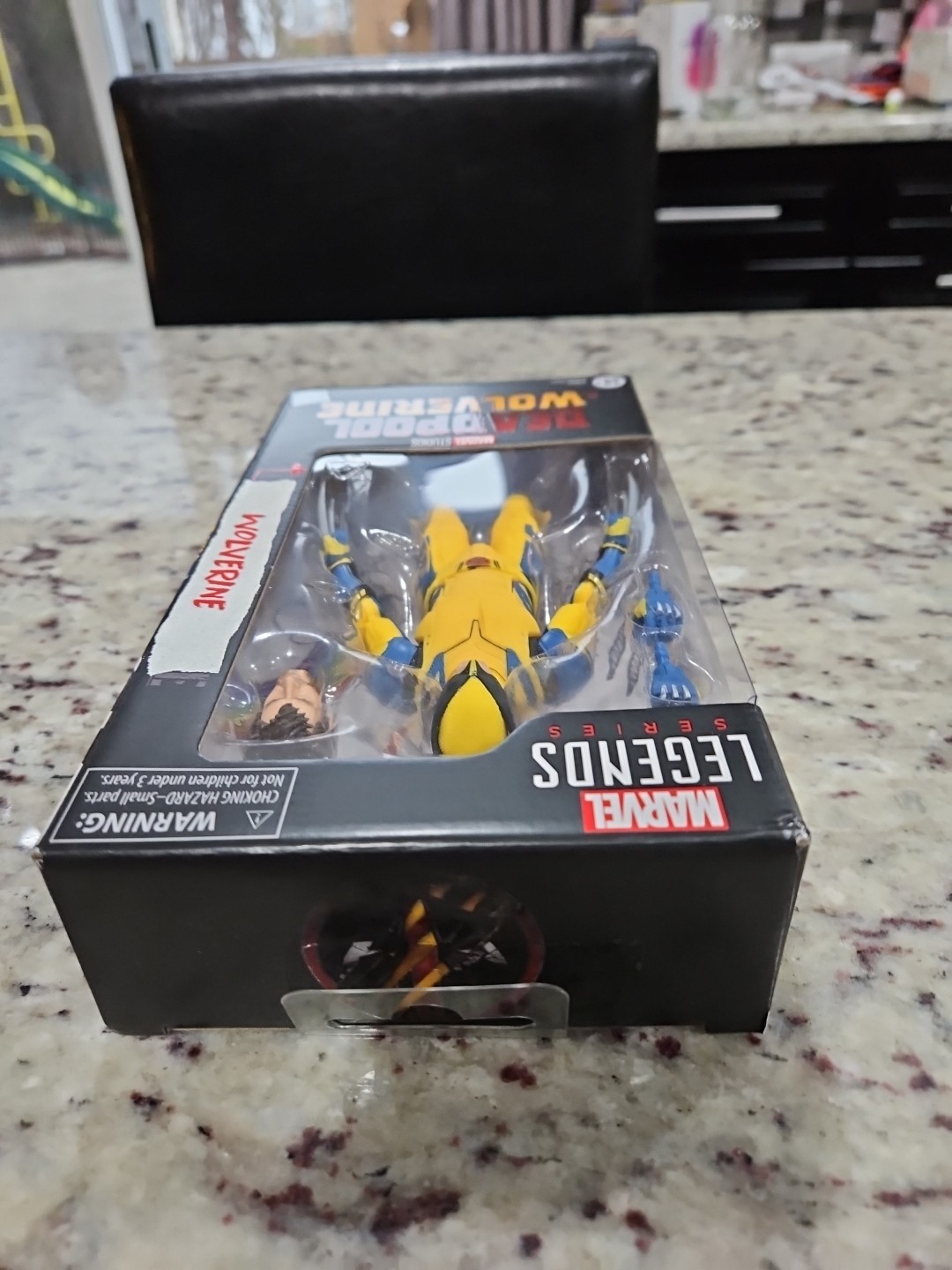 Marvel Legends Series Deadpool & Wolverine 6” Wolverine Action Figure 2024 MISB