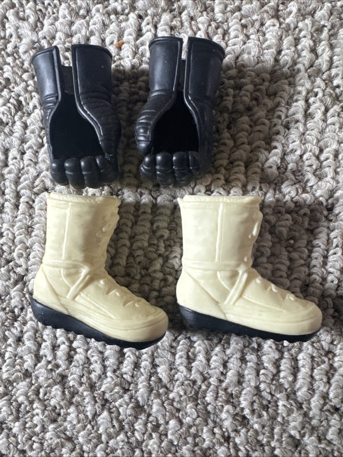 12&Prime; ACTION FIGURES – CLOTHES, AND ACCESSORIES LOT