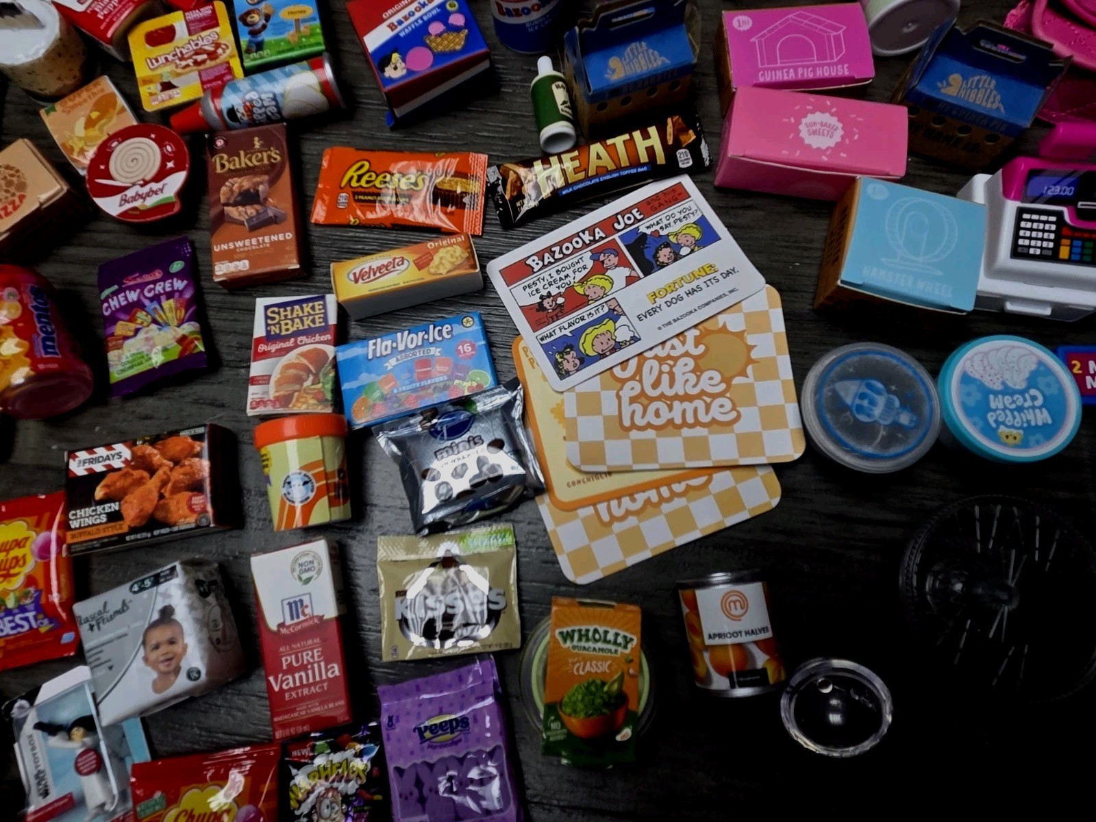 Miniverse Make It Mini & Real Brands Foods 160 Pieces ~ Sweets, Tables, Bowls