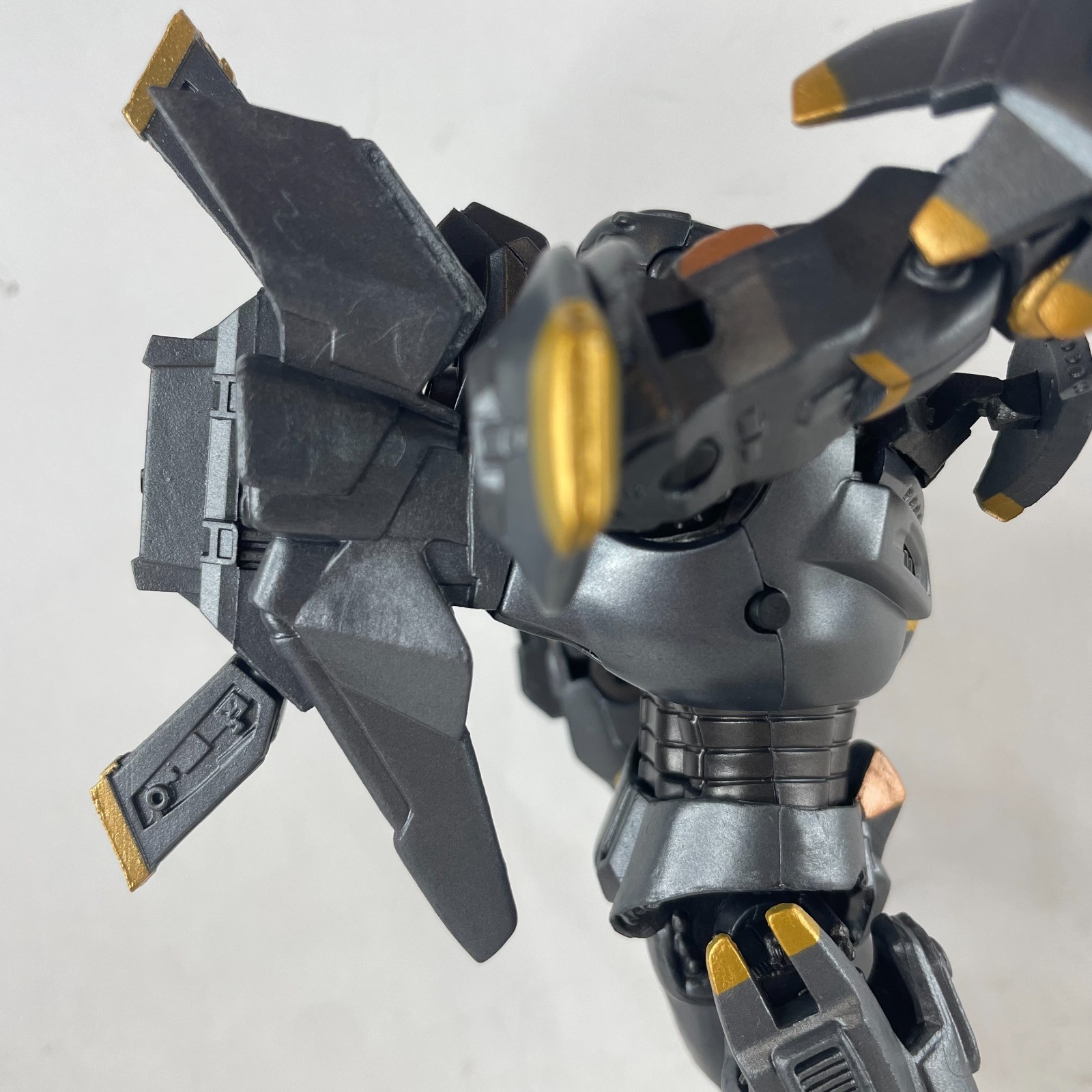 Crimson Typhoon Jaeger 7&Prime; Movable Action Figure Toy Statue Pacific Rim Gift Box