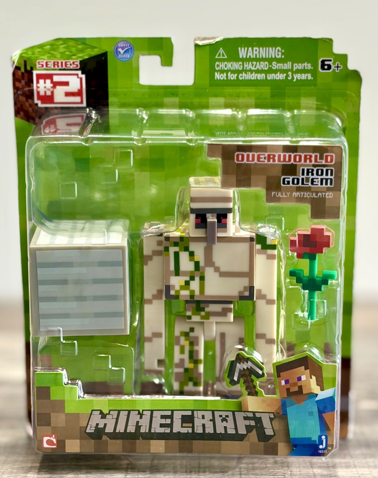 Minecraft Overworld Iron Golem 2014 Mojang Series 2 Brand New Sealed Package