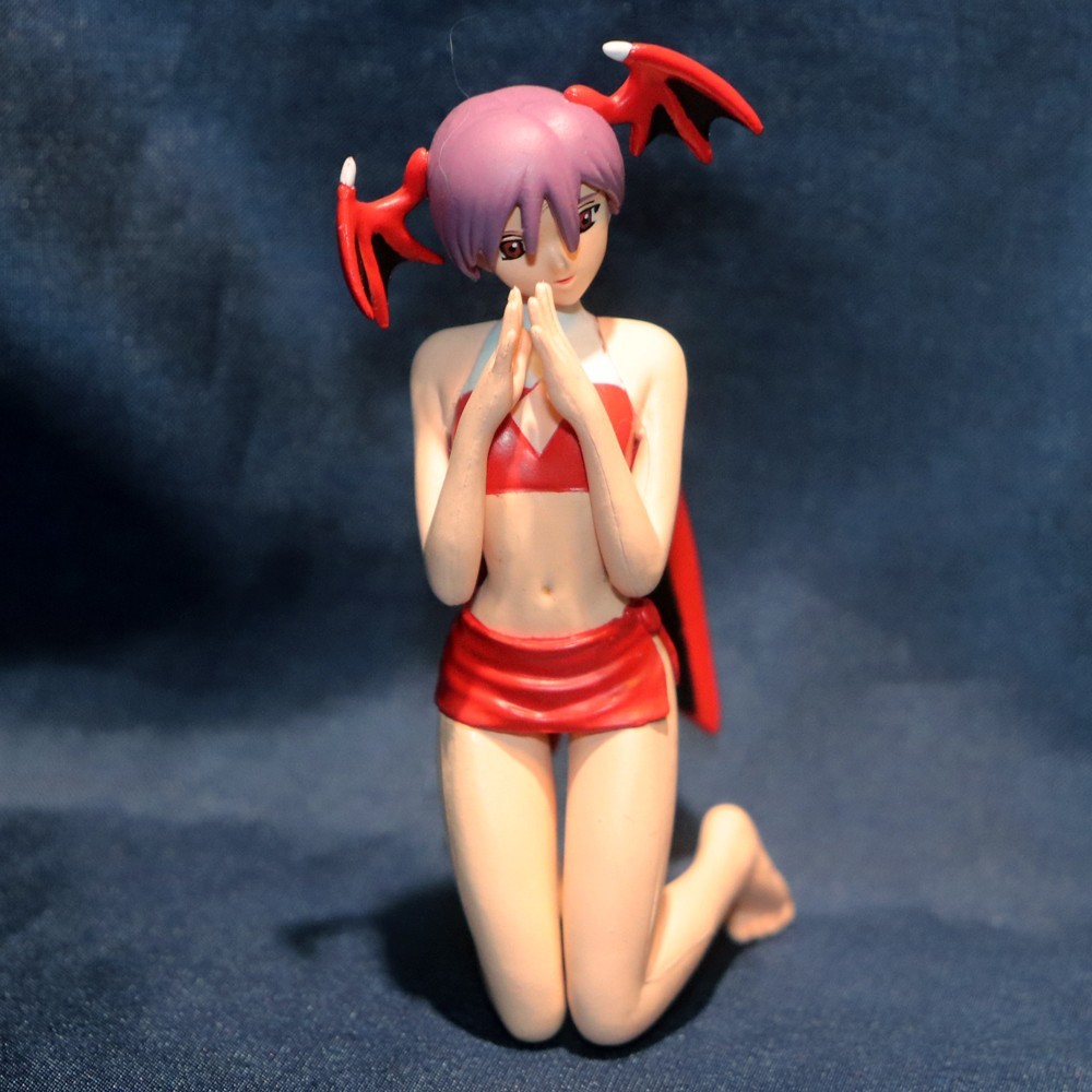 CAPCOM Summer Paradice Figure Morrigan + Lilith A Darkstalkers Banpresto 2001