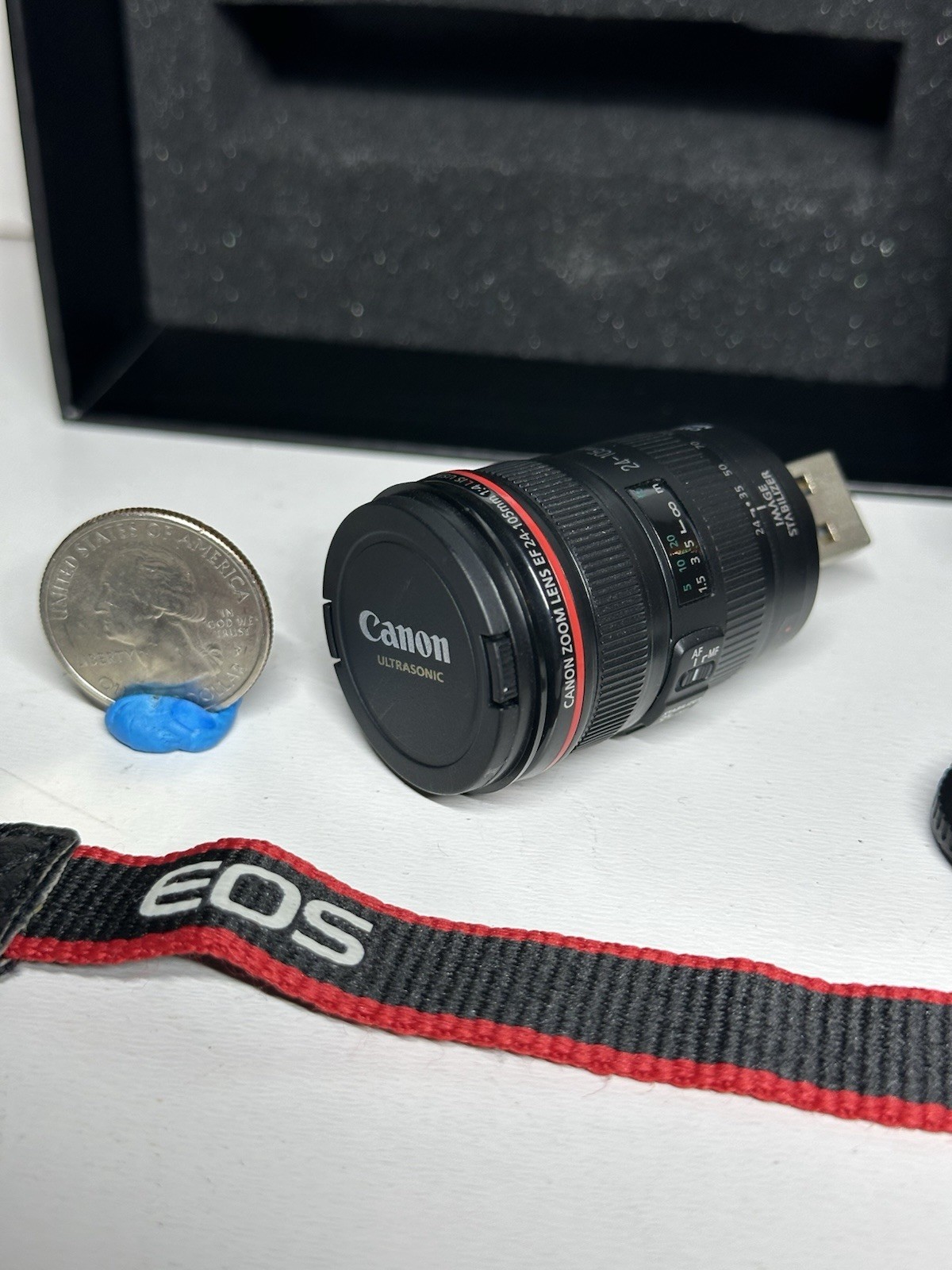Canon Miniature Camera EOS 5D Mark III EF24-105mm F4L IS USM 8GB USB Flash Drive