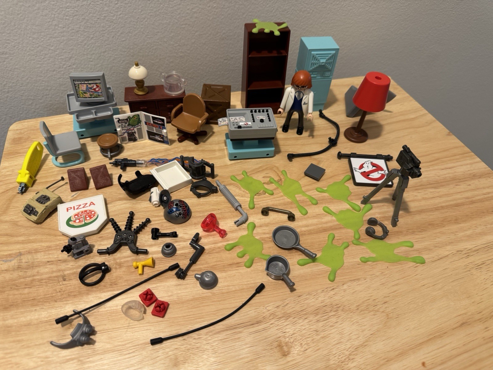 PLAYMOBIL Ghostbusters Lot Firehouse