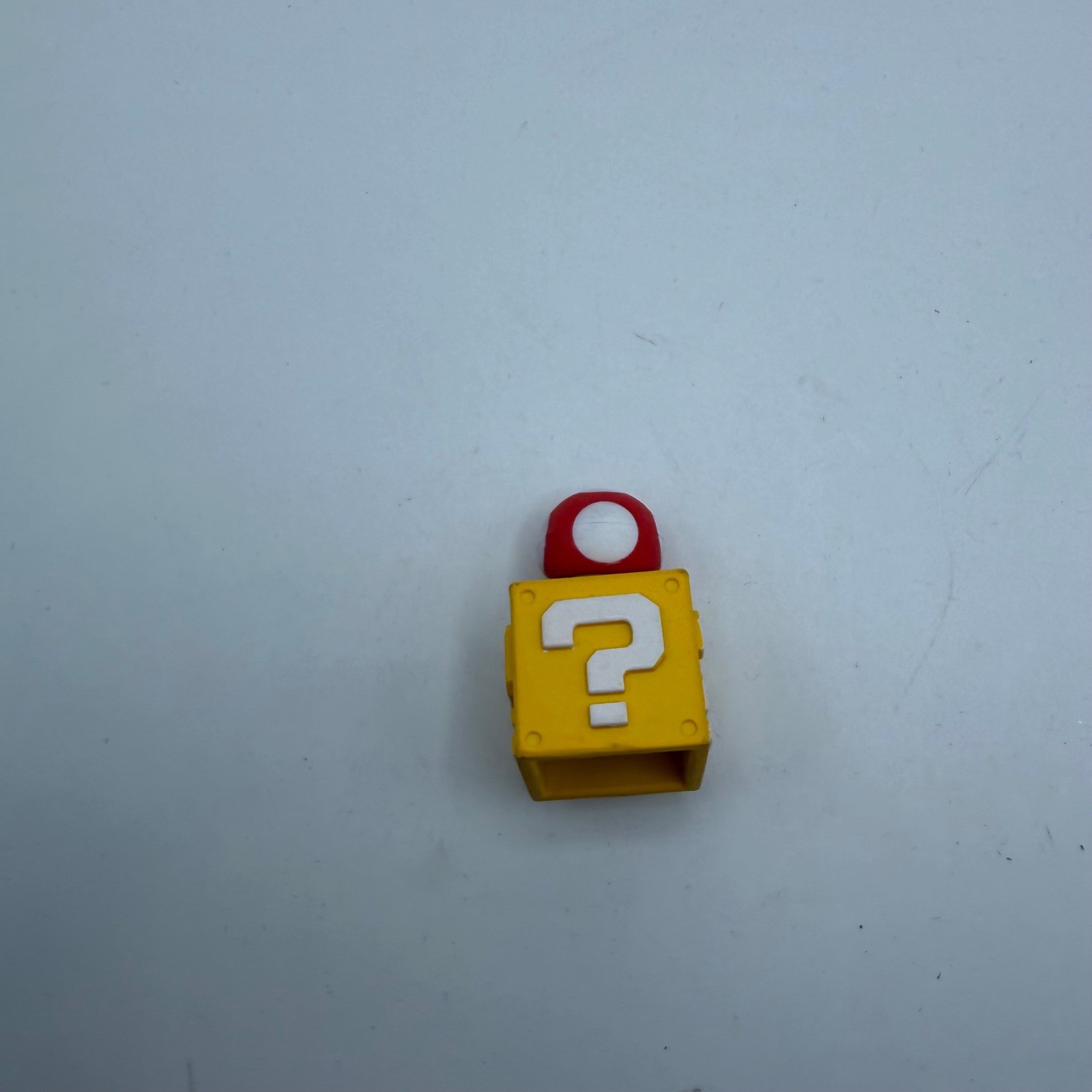 Question Block & 1UP Mushroom Super Mario World 4&Prime; Cake Topper/Desk Game Figure