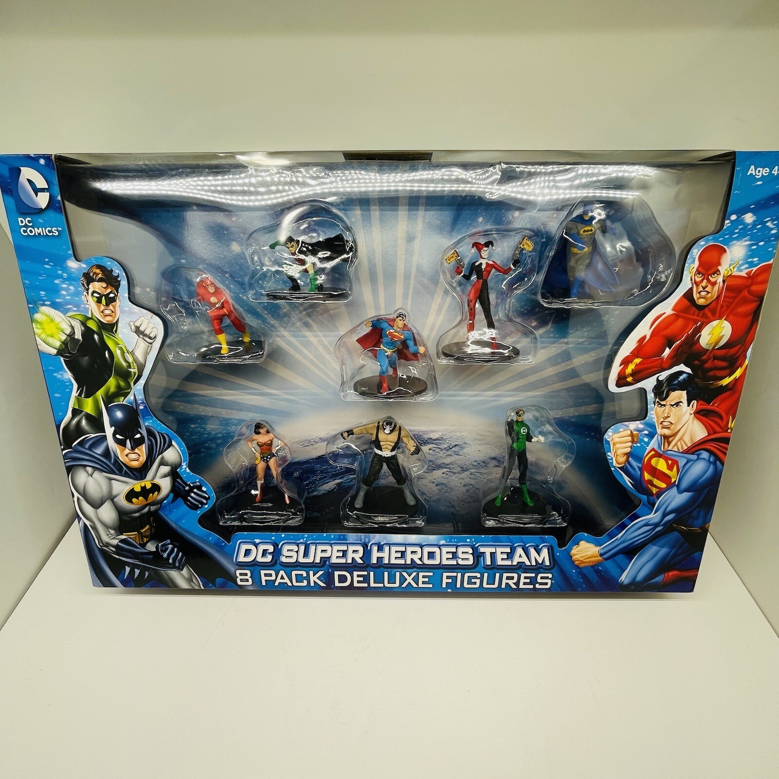 DC SUPER HEROES TEAM 8 Pack 4&Prime; Mini Figures BATMAN SUPERMAN WONDER WOMAN FLASH