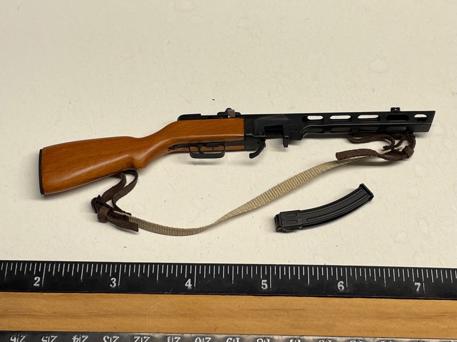 DID WWII German Wood & Metal Submachine Gun 1/6 ACTION FIGURE TOYS