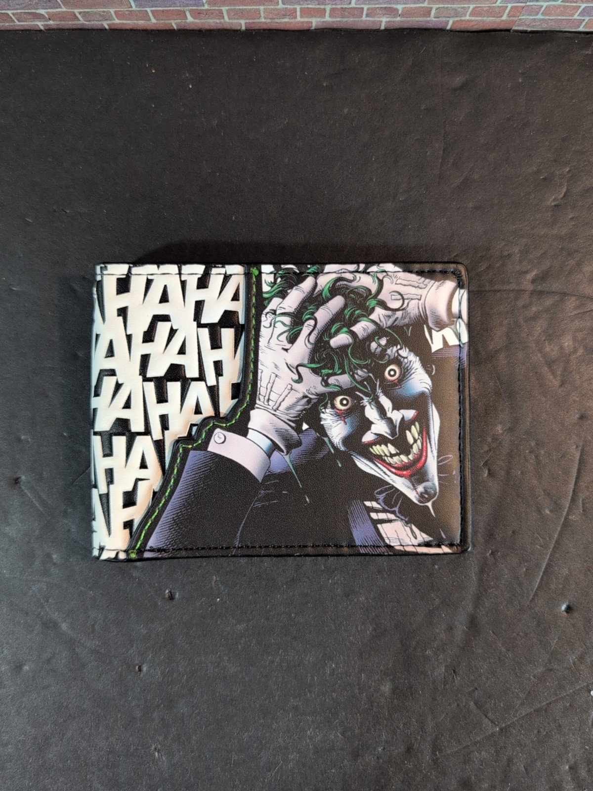 Mens DC Universe The Joker Wallet « BRAND NEW & UNUSED » « US SELLER »