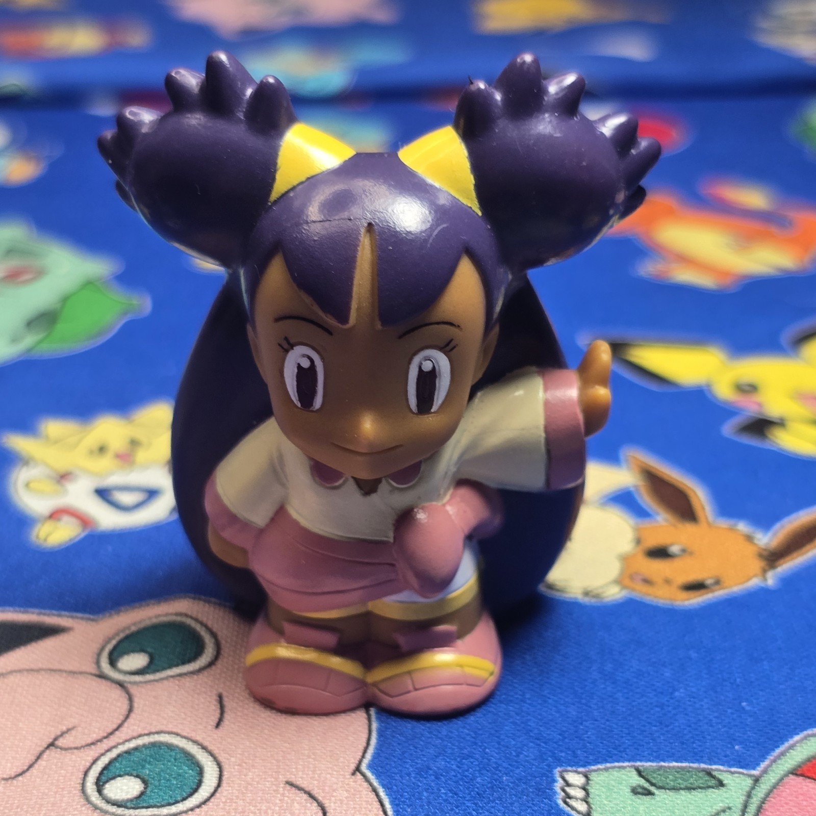 Pokemon Iris Trainer Figure Finger Puppets 2010 Nintendo Bandai Japan USA Seller