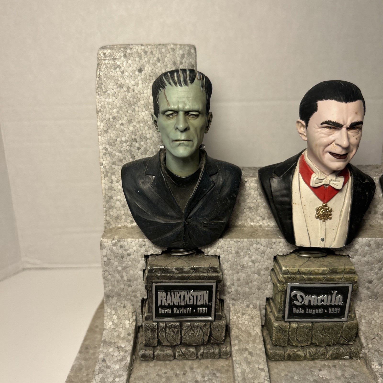 Universal Studios Monster Legacy Collection Set Frankenstein Wolfman Dracula
