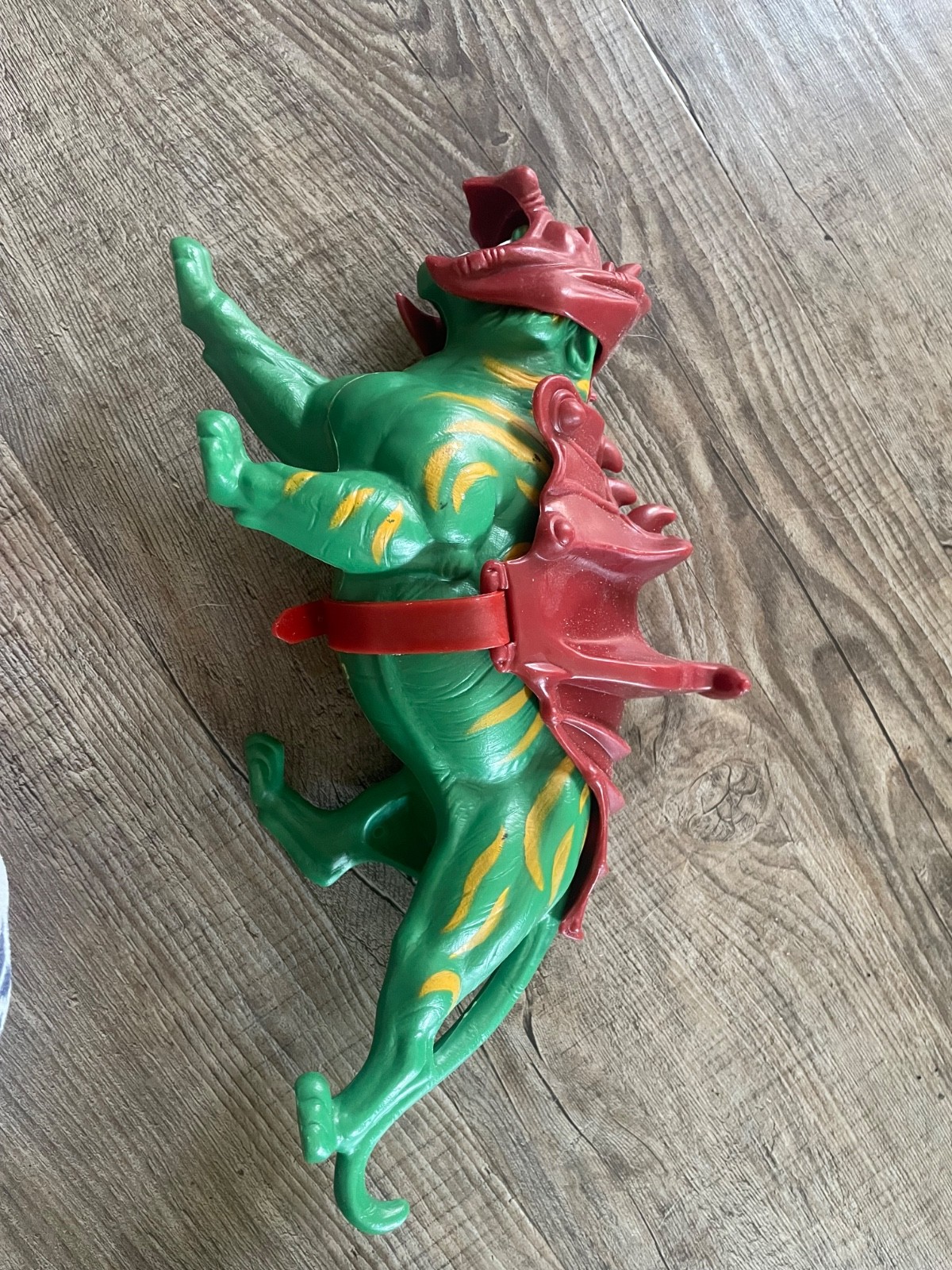 Masters of the Universe Origins Battle Cat 6.75 inch Action Figure Multicolor –