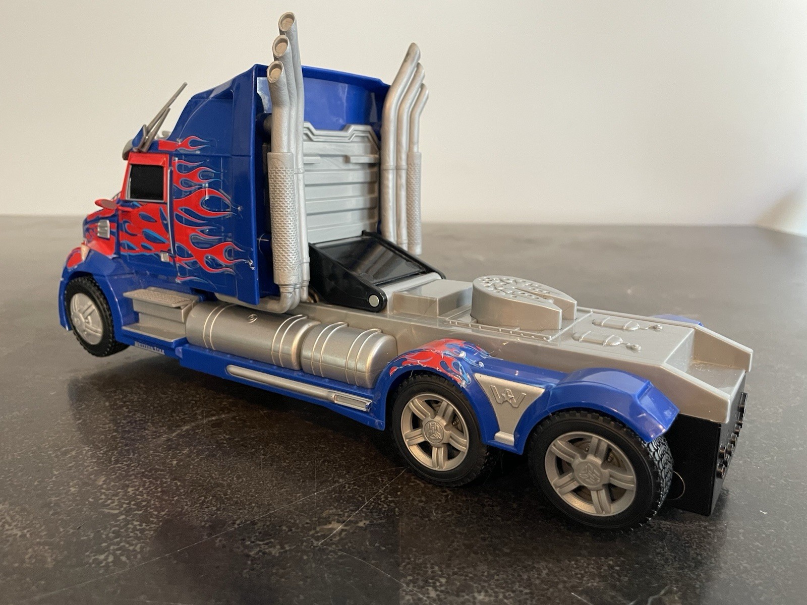 TRANSFORMERS AOE RC Optimus Prime Remote Control Truck No Remote Hasbro 2014