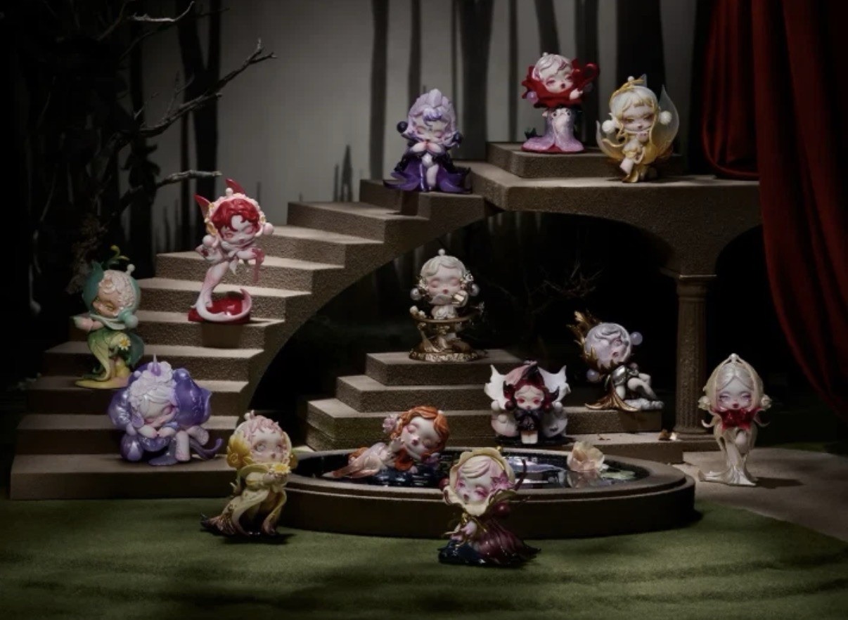 Authentic SKULLPANDA Petals in Four Acts Series – The Budding Fable
