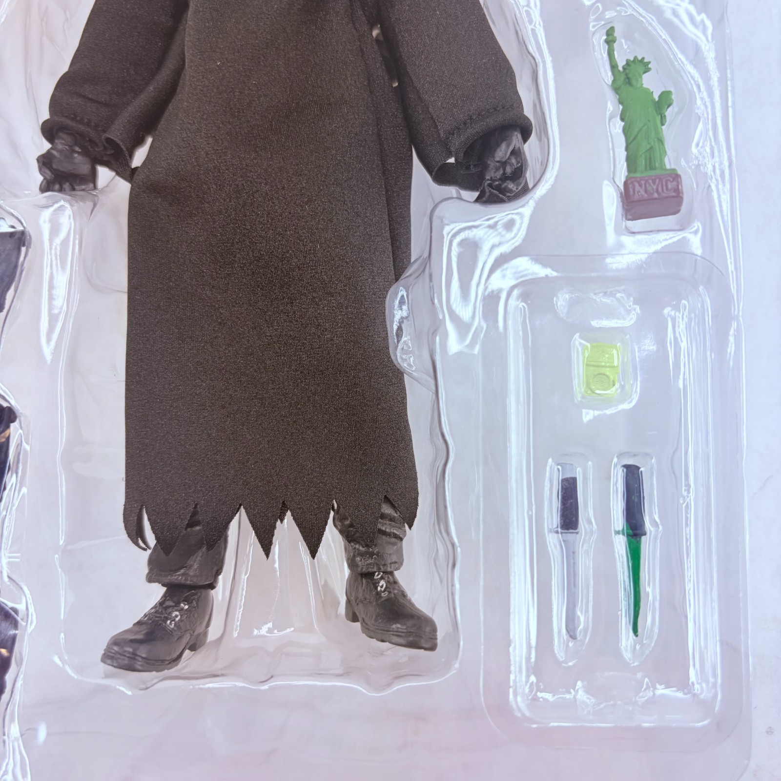 Ghost Face Takes Manhattan Scream w/Weapons 7&Prime; Horror Moive Action Figure Toys