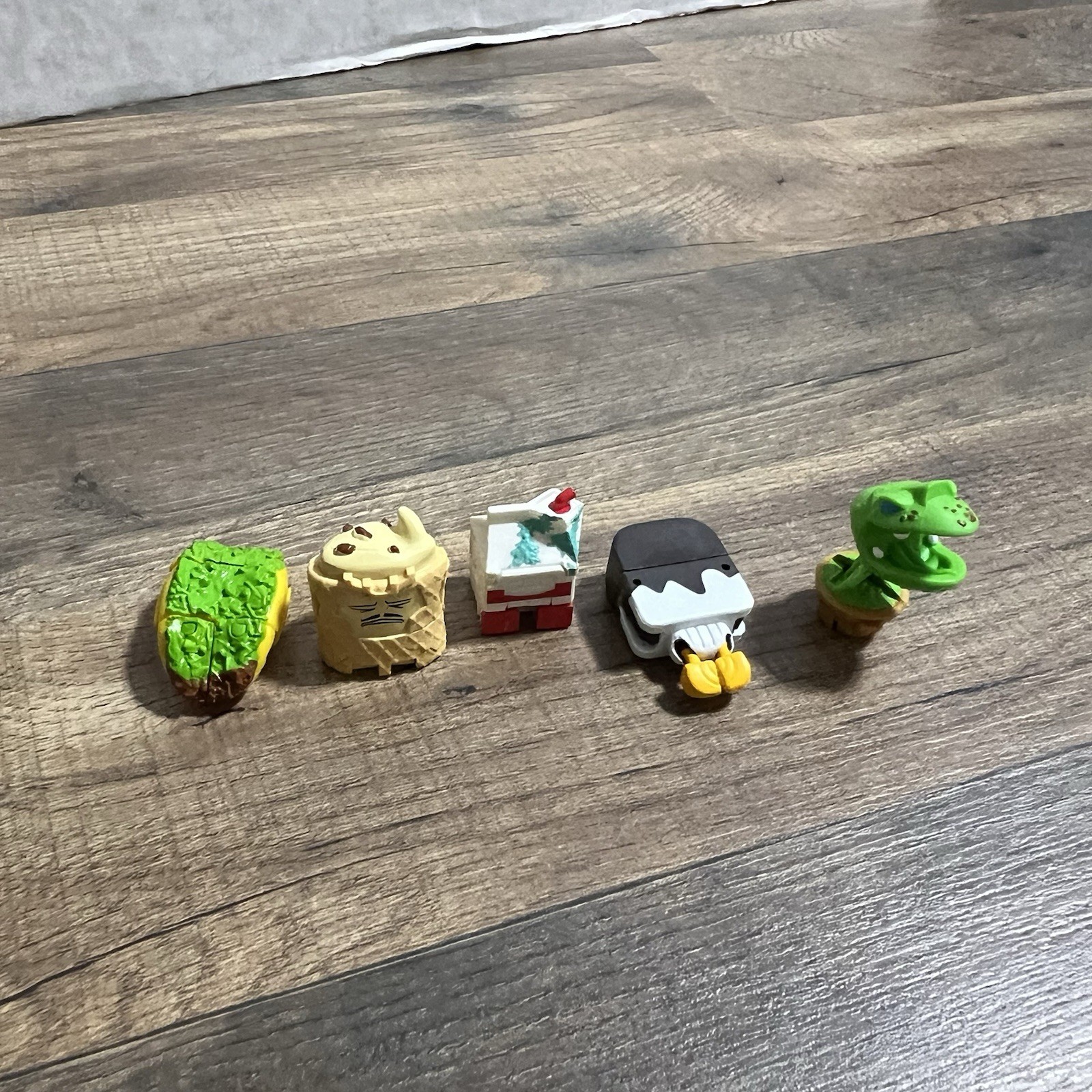 Hasbro Transformers Botbots Mixed Lot Of 5 Venus Frogtrap Grumpy Hawt Mess Taco