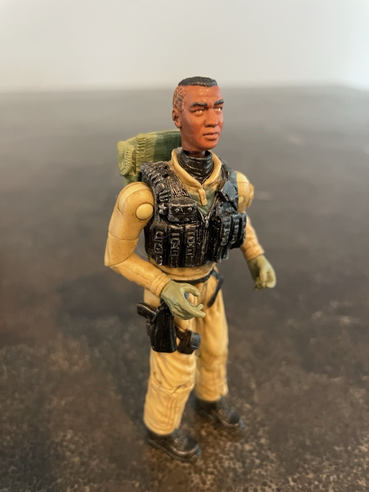 Elite Force Army Desert Ops Assault Commander Action Figure Blue Box Toys 2000