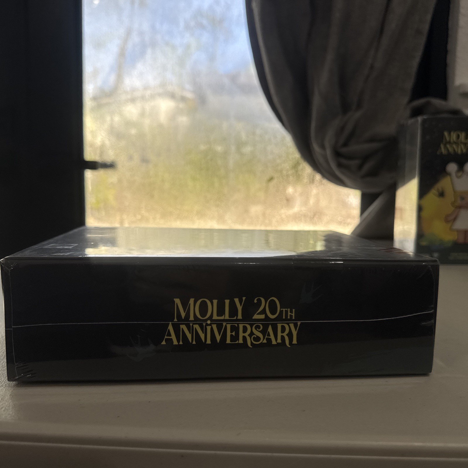Authentic Mega Royal Molly 150% 20th Anniversary Self Painted Figure & Paint Set
