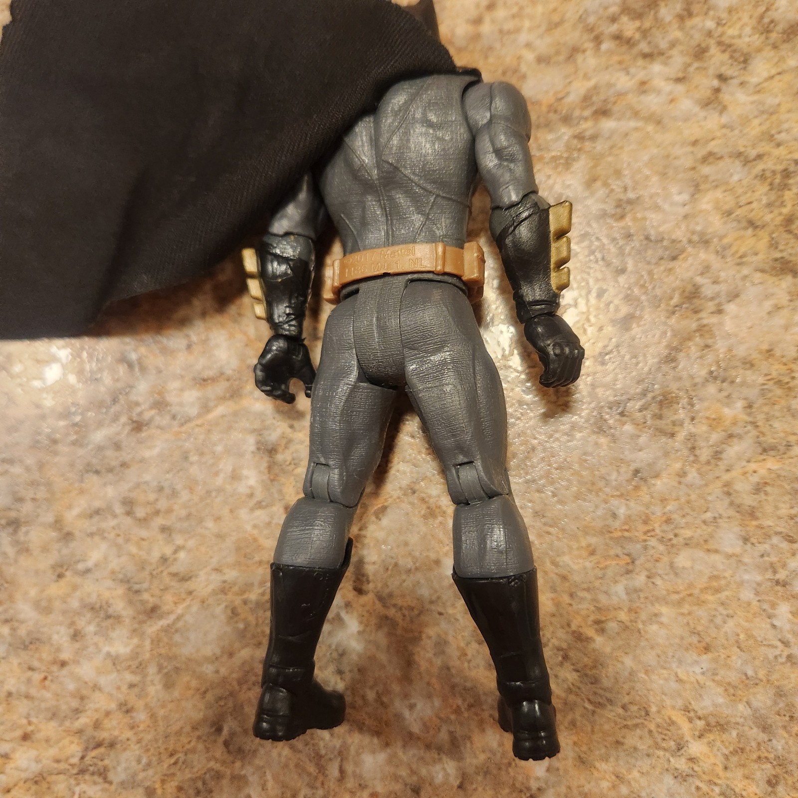 DC Batman Gray & Black Suit Action Figure Plastic/Fabric w/ Cloth Cape