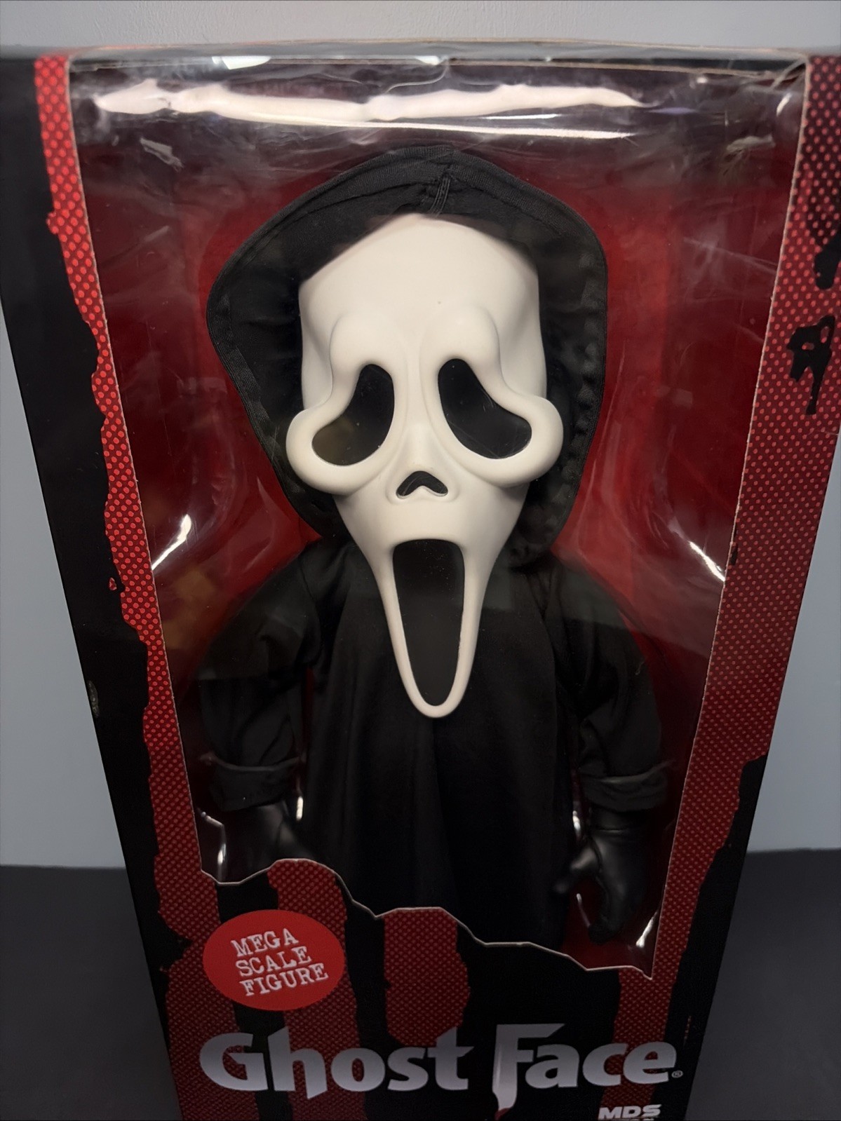 Scream Ghostface MDS Mega Scale 15&Prime; Doll Mezco