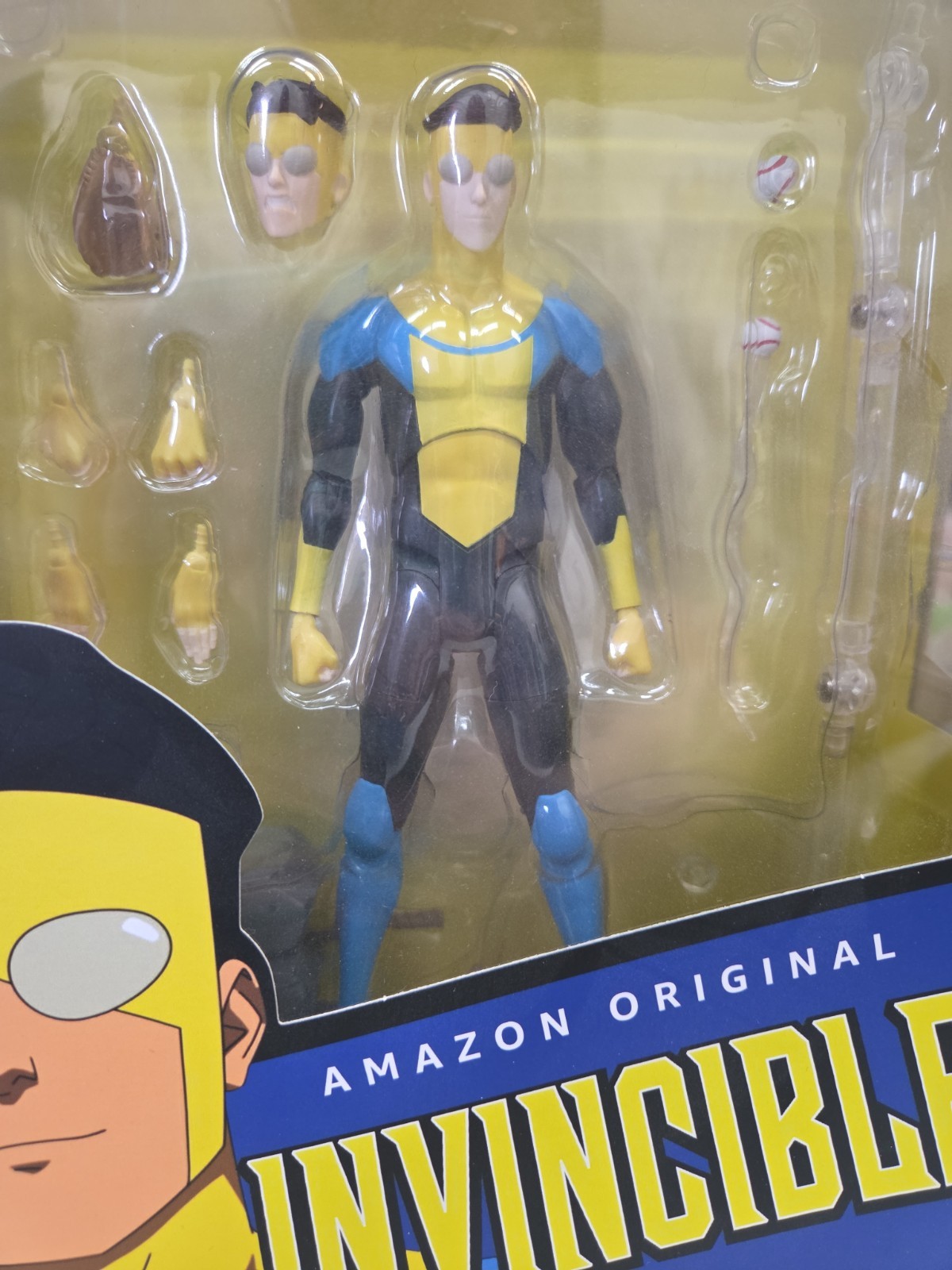 Diamond Select Invincible Deluxe Boxed Action Figure