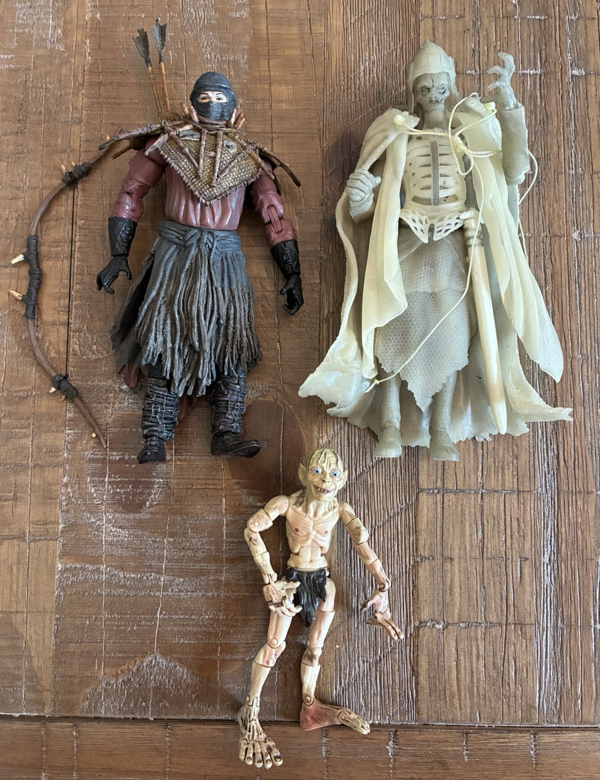Lot Of 3 Lord Of The Rings Return Of The King Figures King Of The Dead Gollum