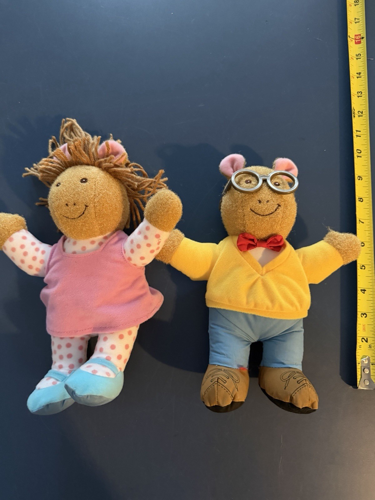 Vintage 1996 Hasbro Playskool Plush Arthur & D.W. Dolls