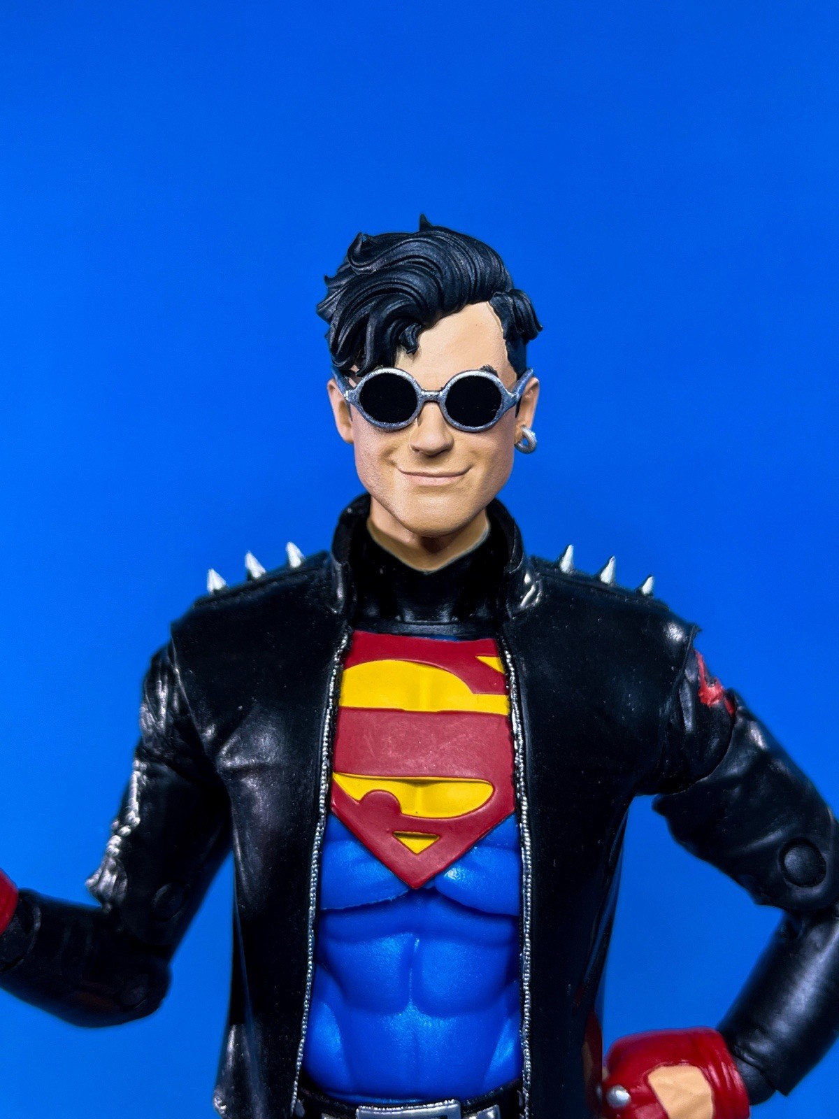 Custom (Made To Order) Dc Multiverse Superboy Painted Headsculpt