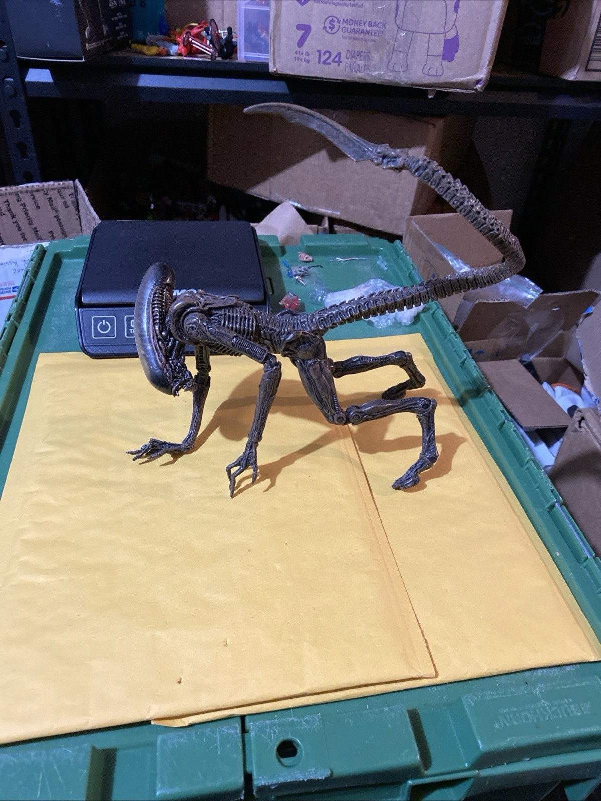 NECA Alien 3 Dog Alien 7&Prime; Figure ( 9&Prime; Upright ) Loose