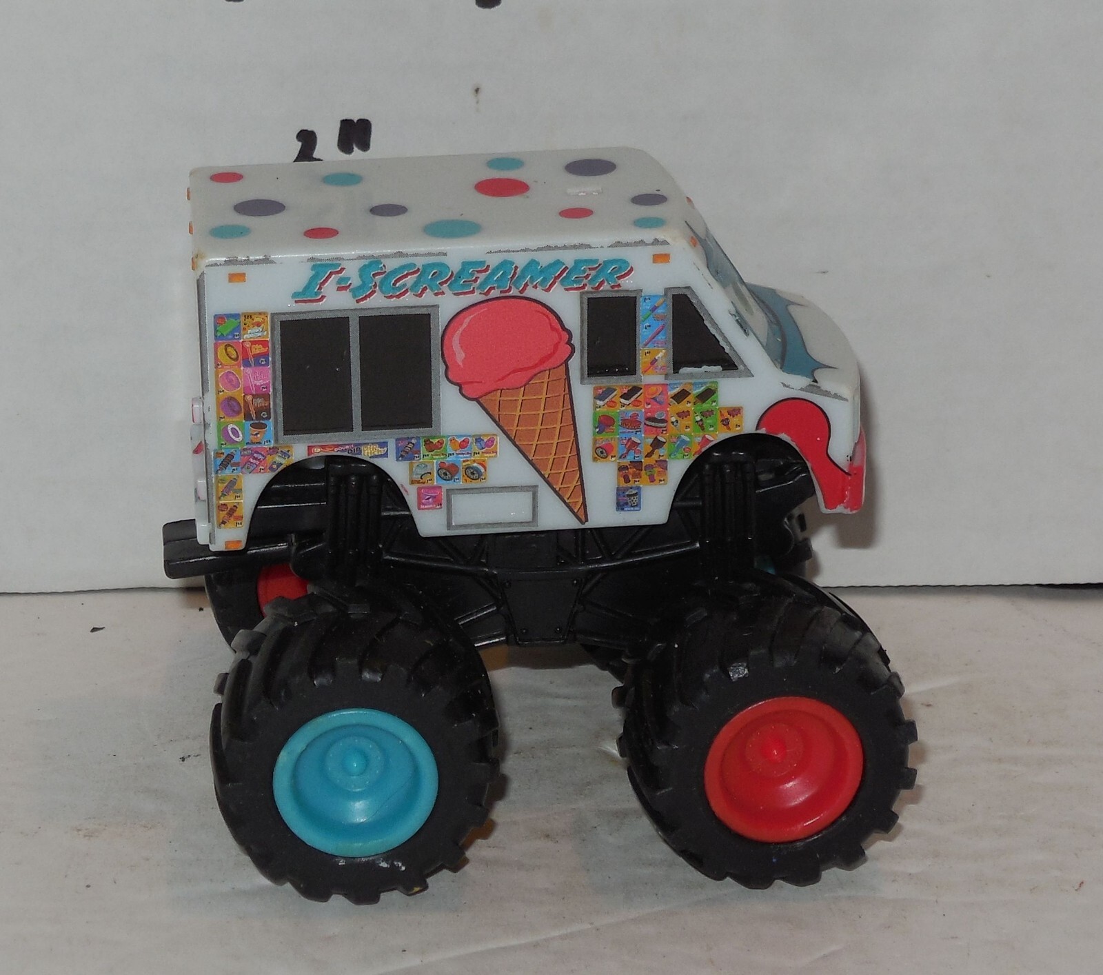 Disney Pixar Cars Toon I-Screamer Diecast 1:55 Vehicle Monster Truck Toy