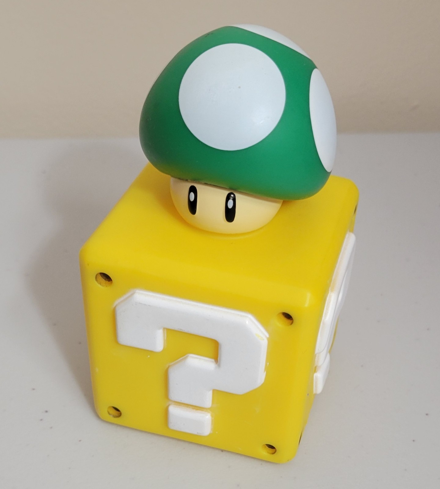 Super Mario Bros. 2017 Exclusive 4.5&Prime; 1UP Mushroom
