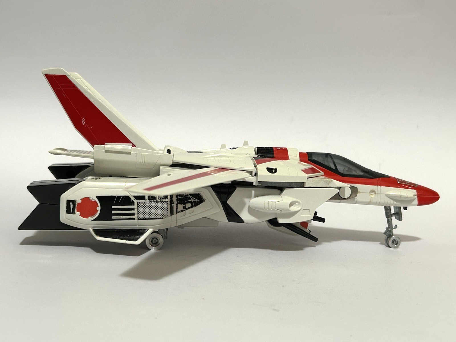 “Transformers” Jetfire (Skyfire), G1 complete (Robotech Macross Veritech)