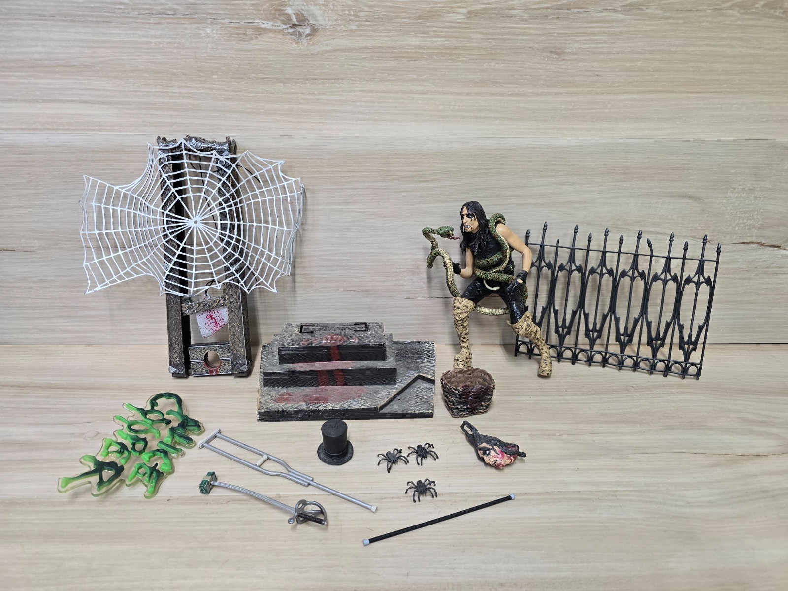 McFarlane Toys Alice Cooper Stage Action Figure 2000