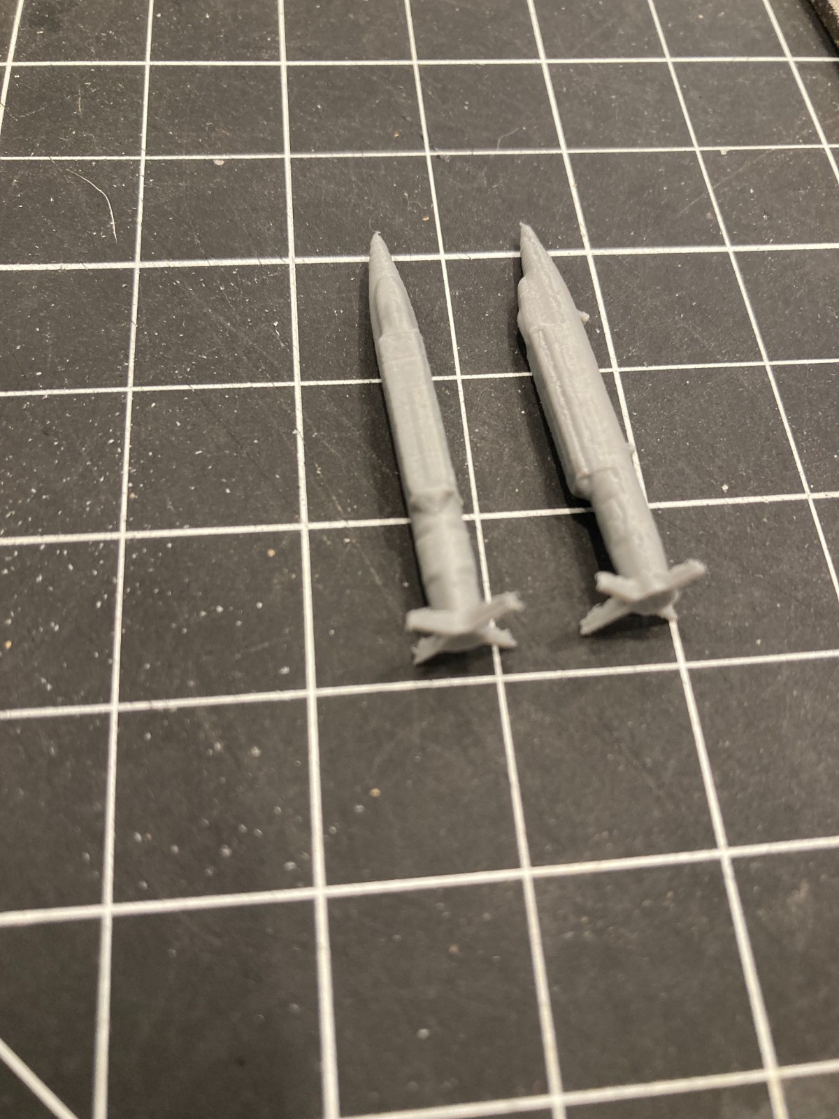 3d Printed 8 pack, GBU-39-Small Diameter Bomb (8 bombs), Multiple Scales