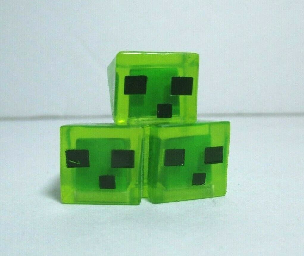 Minecraft Mini-Figures Obsidian Series 4 1&Prime; Slime Cubes Trio Figure Mojang