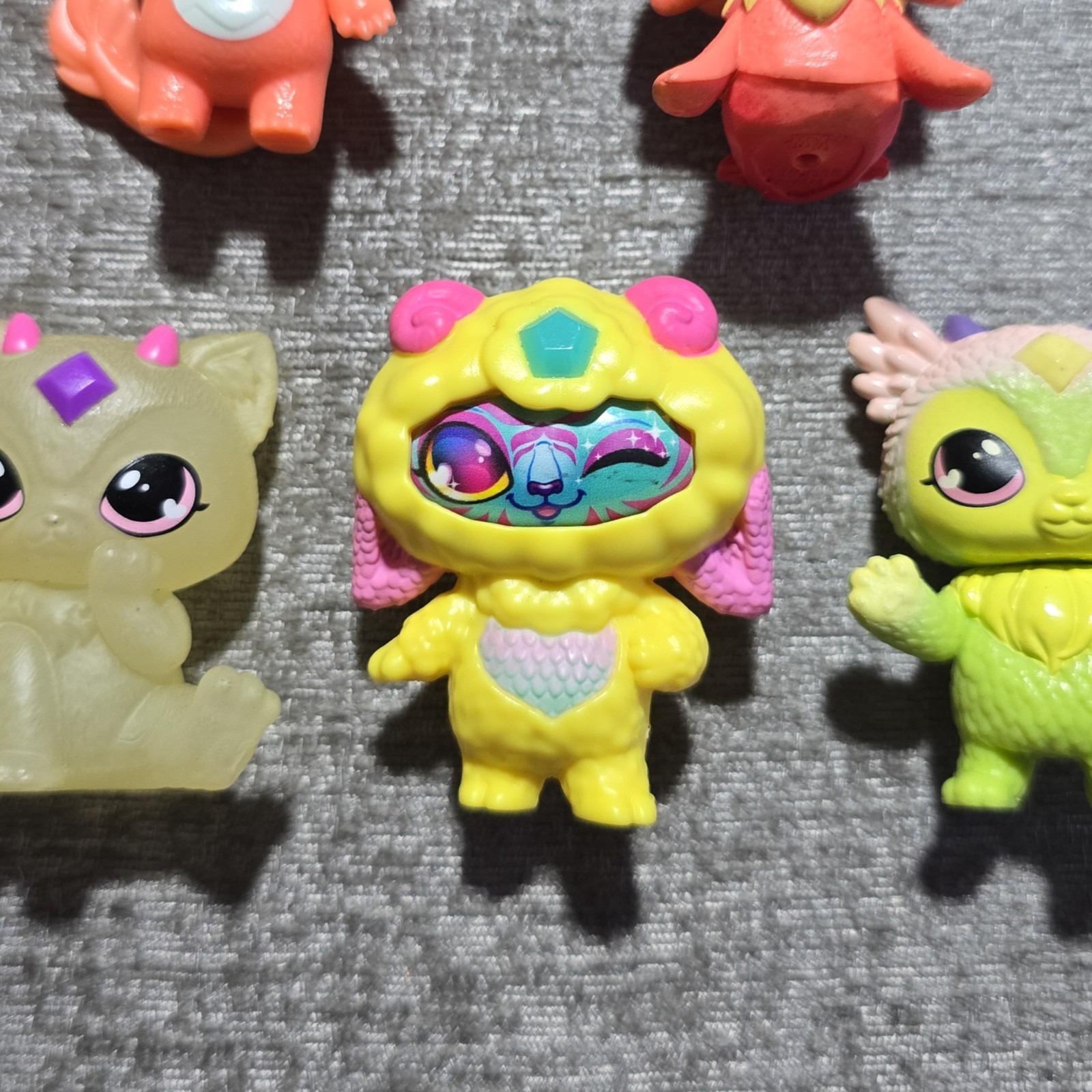 Lot of 25 – Magic Mixies Mixlings Magique Figures Moose Kids Toys Mini Figures