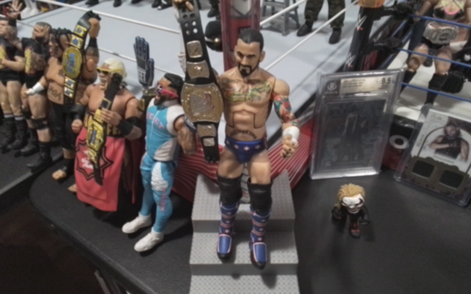 2012 WWE Mattel Series #20 CM Punk with Spinner Title Mint BEAUTIFUL a must