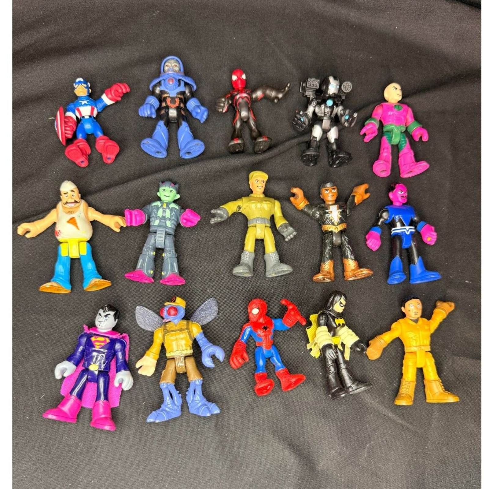 15 Pc Superhero & Villain Action Figure Lot 3&Prime; Mini Figures Mixed Characters