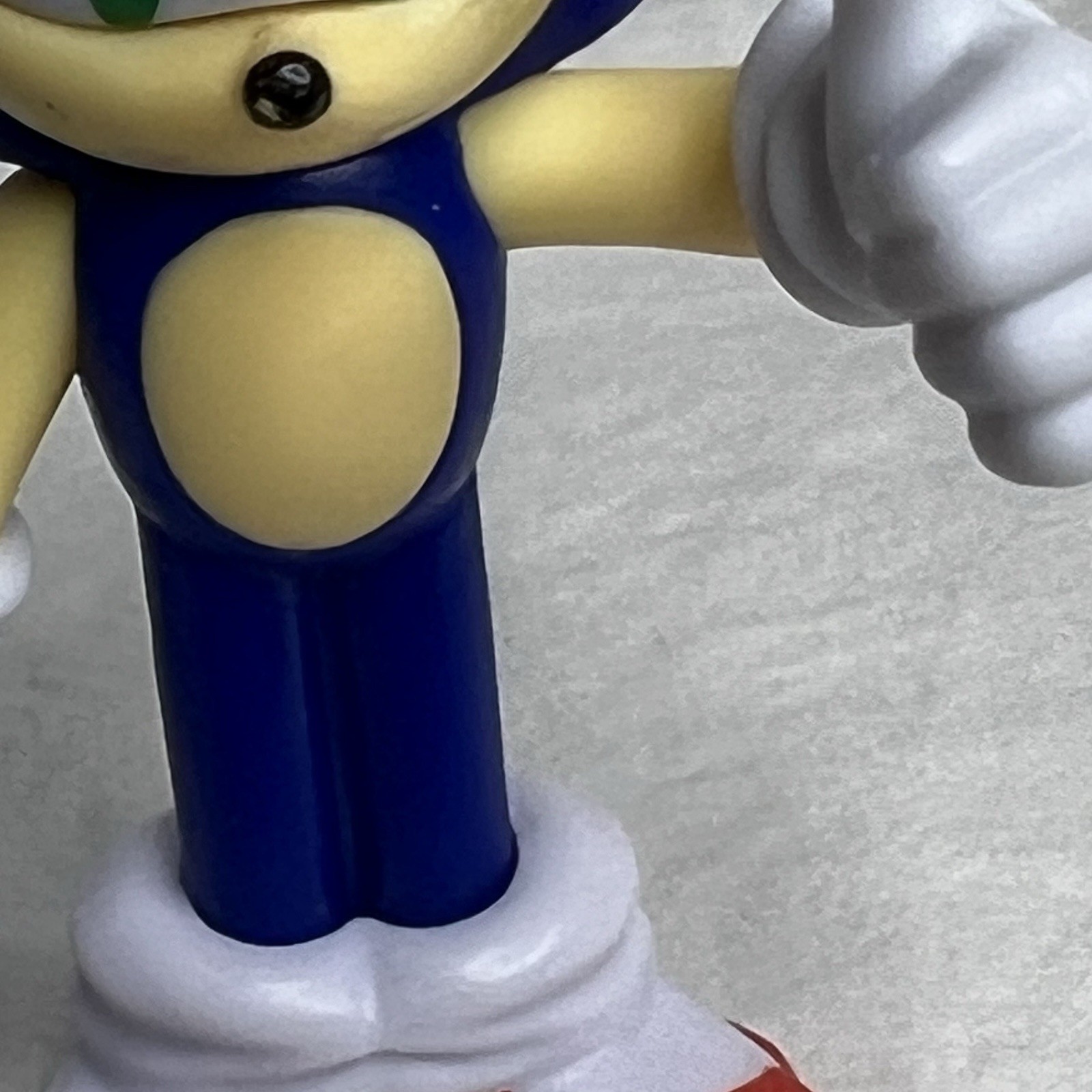 Sonic The Hedgehog Tails Miles Knuckles Lot Non Posable Sega Easter Basket