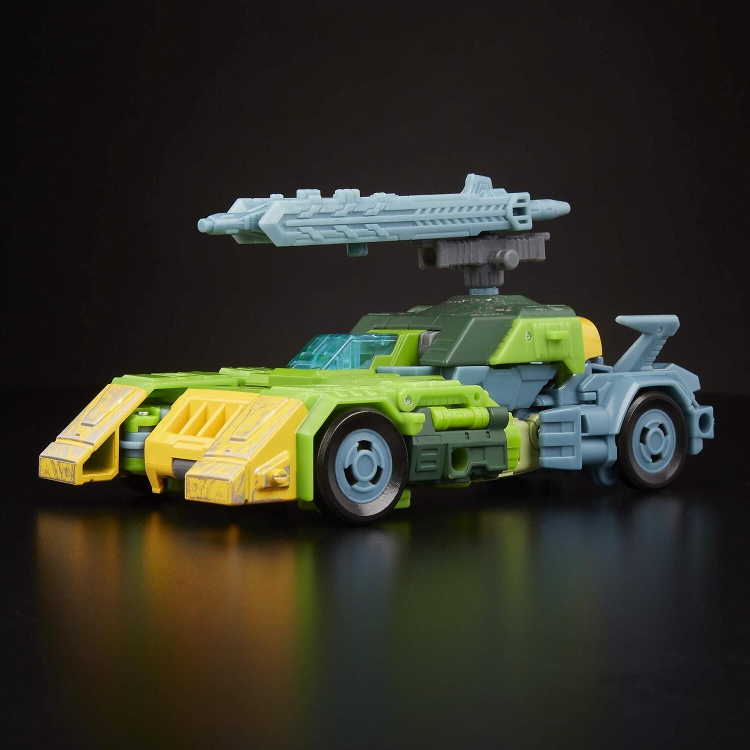 Transformers Voyager Class Autobot Springer Action Figure – Customizable Weapons