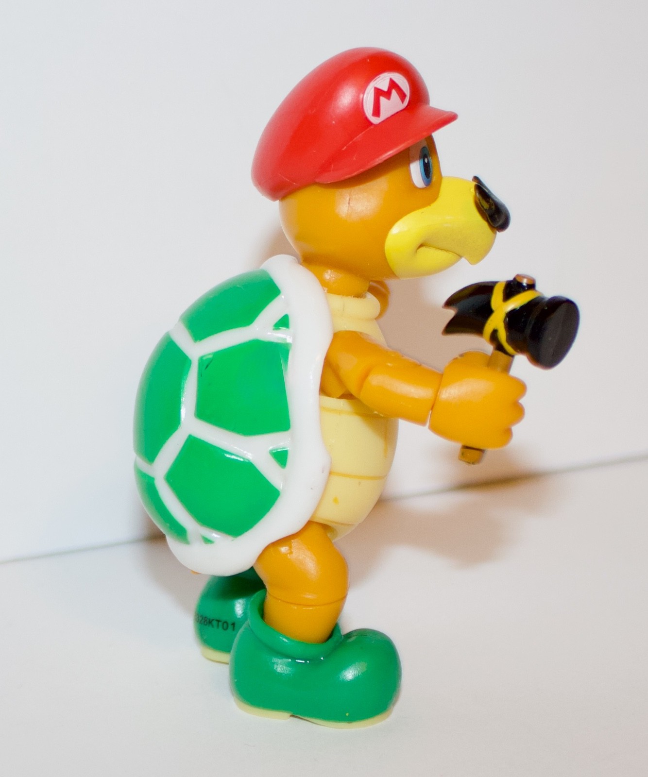 RARE – SUPER MARIO 4&Prime; CAPTURED HAMMER BRO FIGURE WORLD OF NINTENDO JAKKS PACIFIC