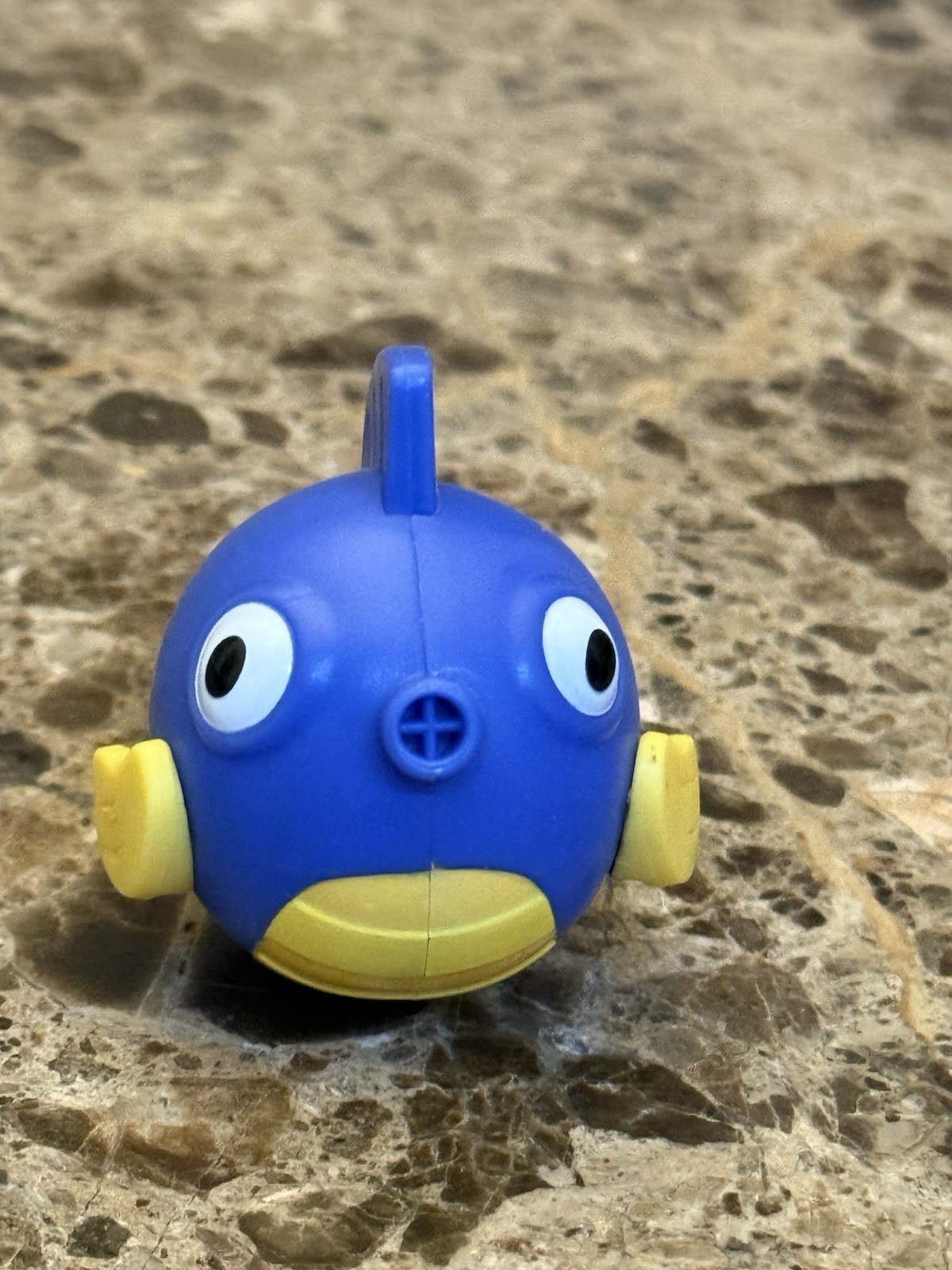 Disney Junior Doc McStuffins Mini Figure Squeakers Blue Blowfish