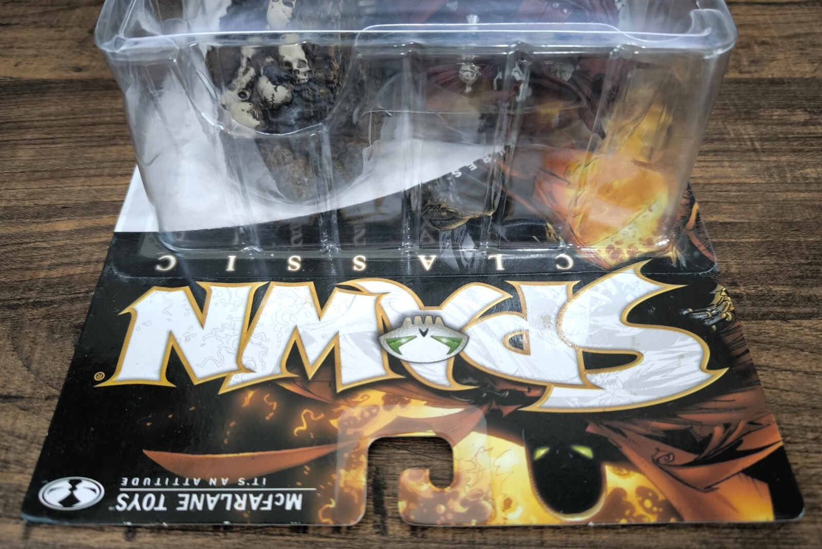 McFarlane Toy&rsquo;s Spawn Classic 2000 Action Figure Series 17 Spawn V