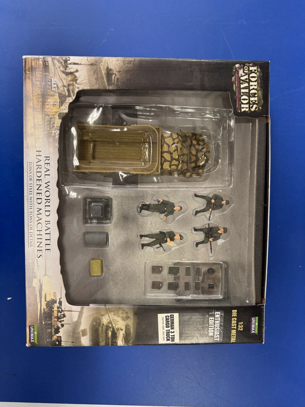 Forces of Valor Real World Battle Hardened Machines 1:32 Truck Set w/ Soldiers