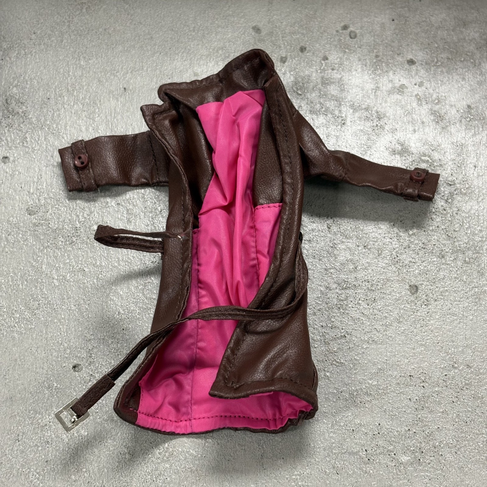 SU-CH-GB-BT: 1/12 Dark Brown Faux Leather Wired Coat & Belt for 6&Prime; action figure