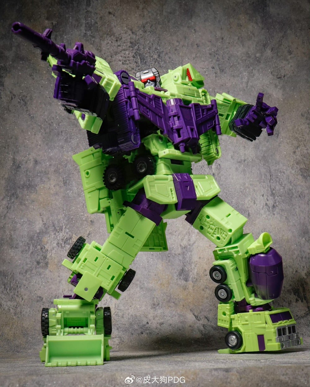 NEWBEE NB-02 Devasation‘s Hand Upgrade Kit For SS86 Devastator ABS Accessories