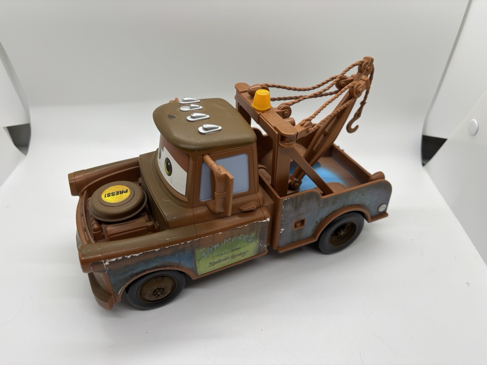 Disney Pixar Cars 2 Bomb Blastin&rsquo; Talking Mater Tow Truck McQueen Works