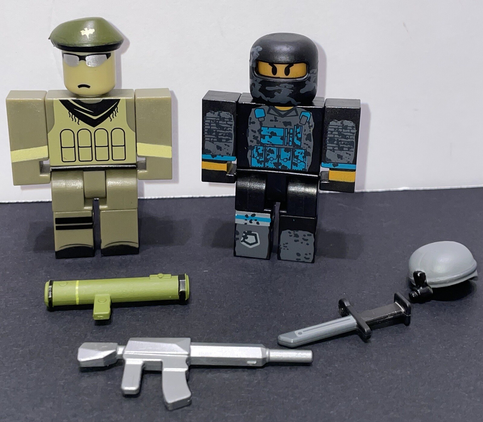 Roblox Figure, Series 3 Phantom Forces (NO CODE)