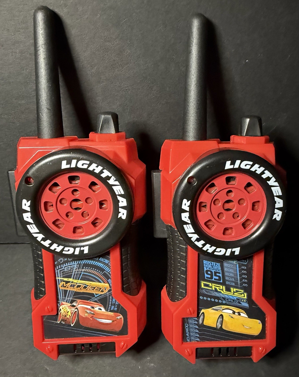 Disney Pixar Cars 3 Walkie Talkies Lightning McQueen Cruz Ramirez eKids FRS NEW