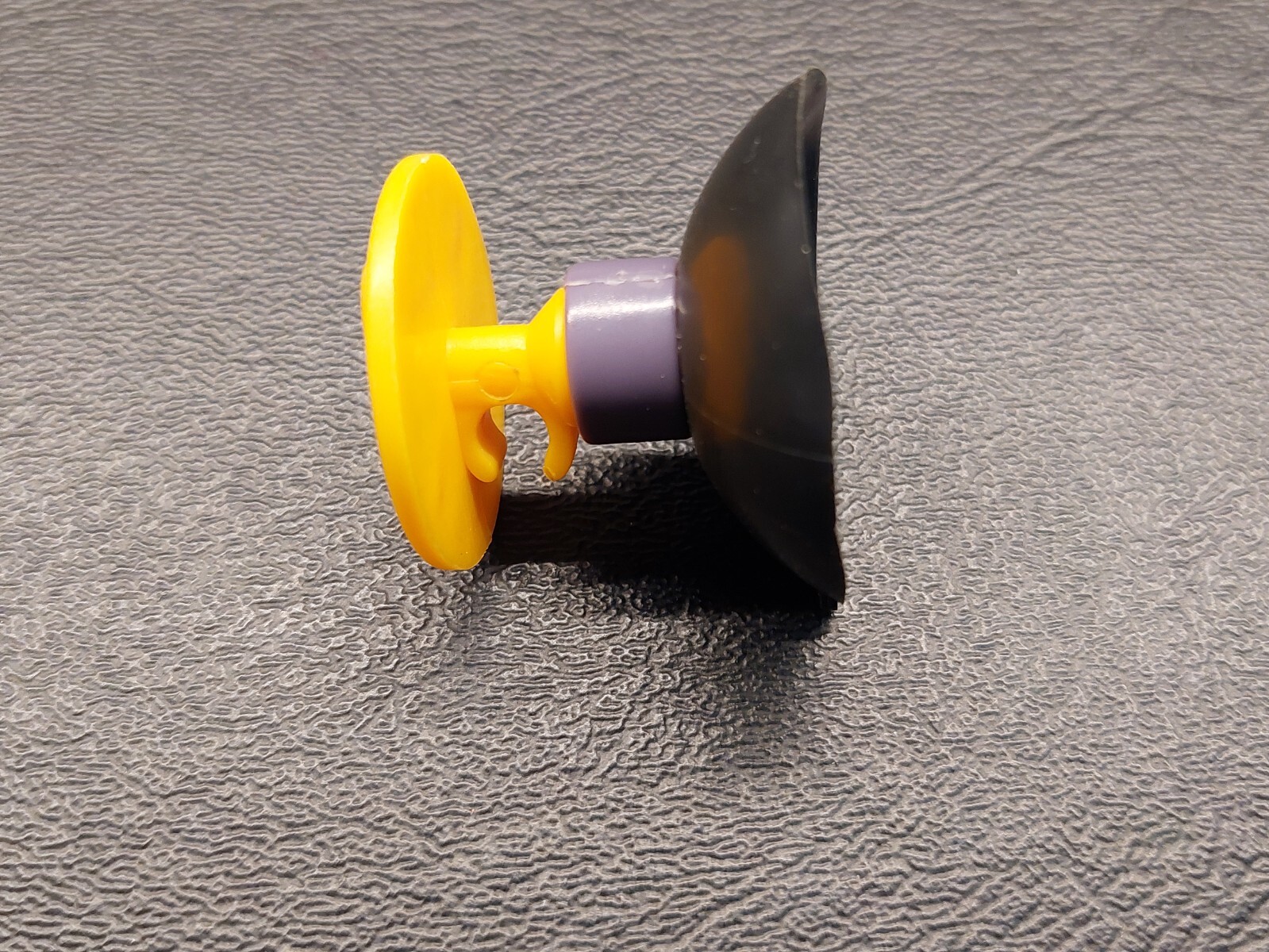 Kenner 1995 Batman Forever Attack Wing Batman Weapon Suction Cup Accessory Part