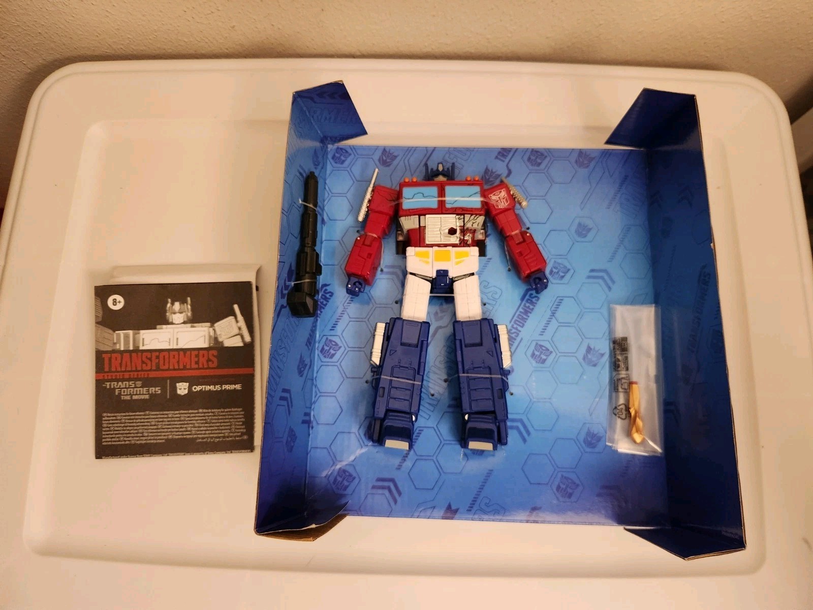 New, Open Box Transformers SS86 MTMTE Optimus Prime Battle Damage Studio Series